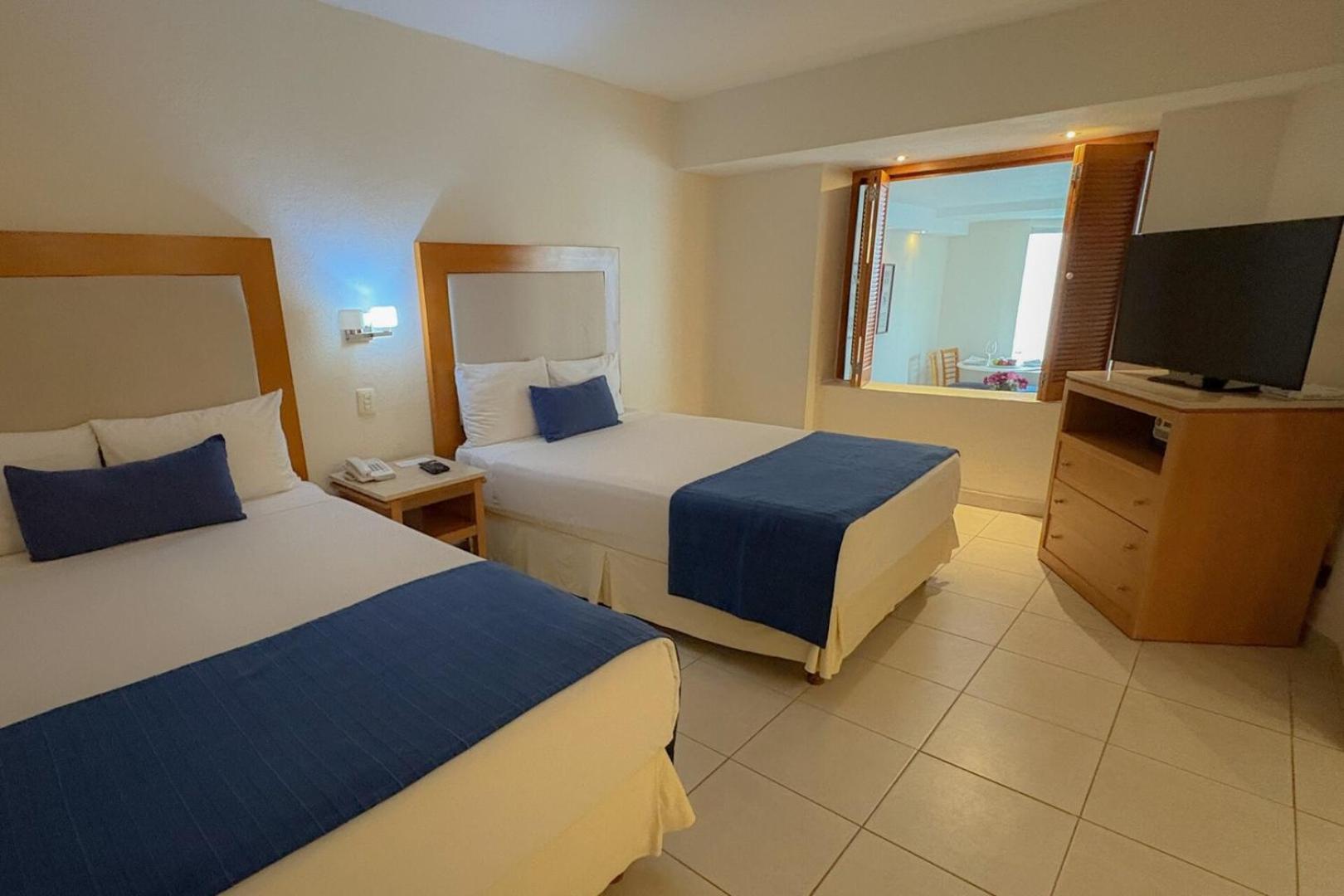 Partial View, Wifi & Amenities! Holiday home Puerto Vallarta