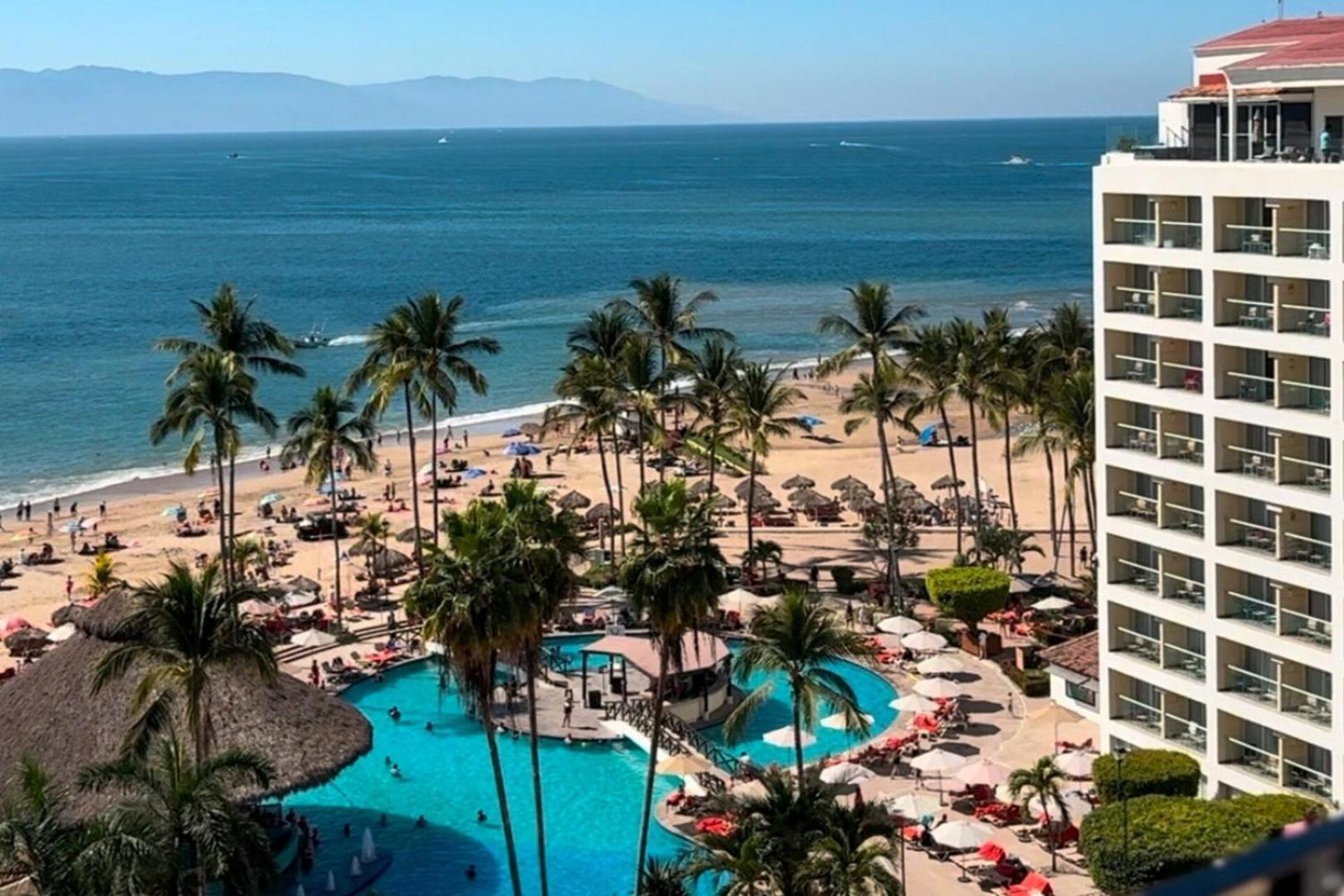 Partial View, Wifi & Amenities! *